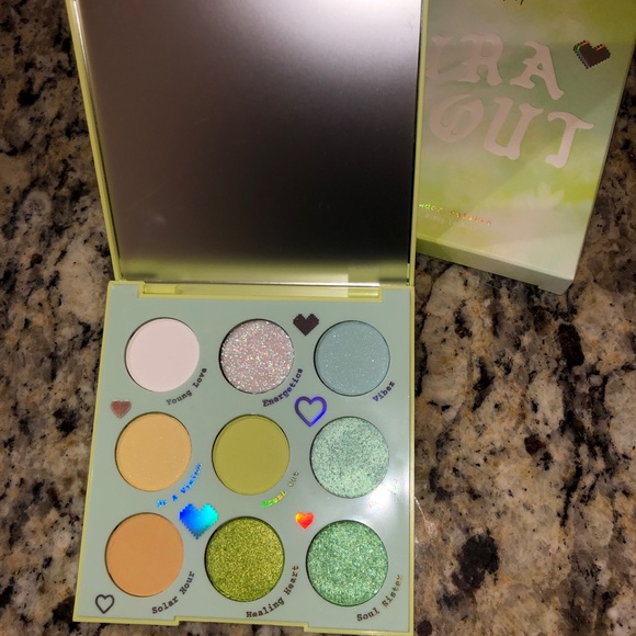 🔥 2/$40 BNIB Colourpop AURA & OUT Eyeshadow Palette Green Yellow Blue - Picture 3 of 4